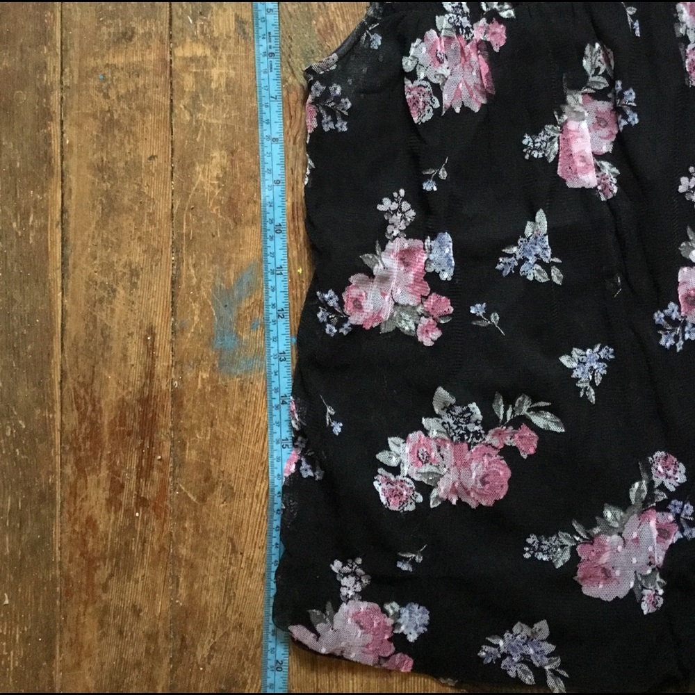Flower blouse - Picture 3 of 7
